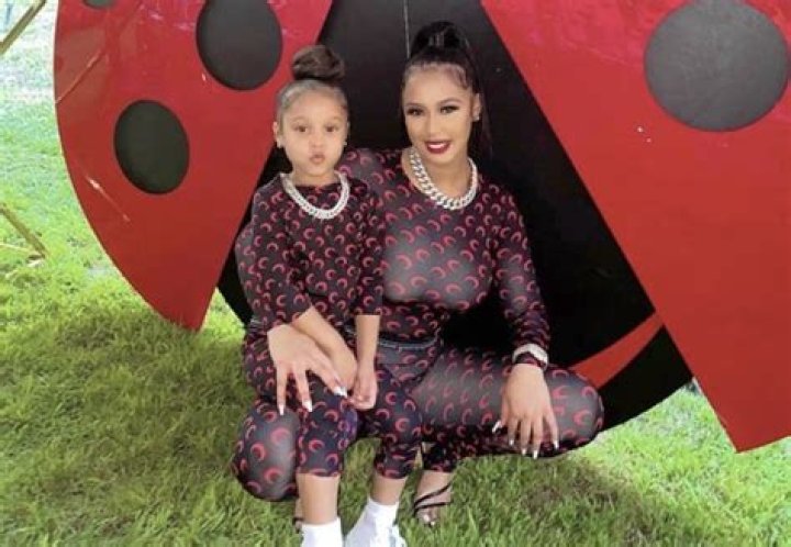 6ix9ine’s Girlfriend Rachel Wattley: Age, Daughter, Husband, Height & Net Worth