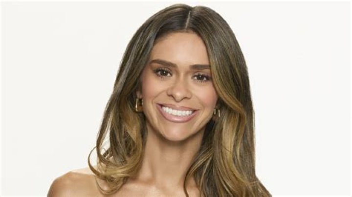 Bachelor Nation's Tia Booth Shares Swimsuit Video From Bachelorette Party