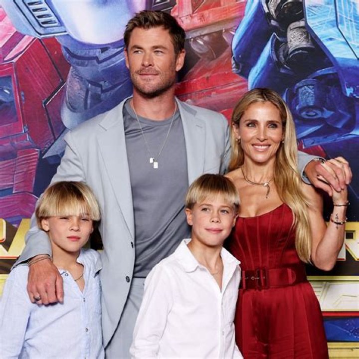 Chris Hemsworth Biography - Facts, Childhood, Family Life & Achievements