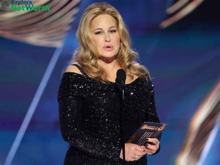
How Much Money Does Jennifer Coolidge Make? Latest Income Salary
