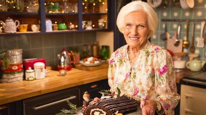 
How Much Money Does Mary Berry Make? Latest Income Salary
