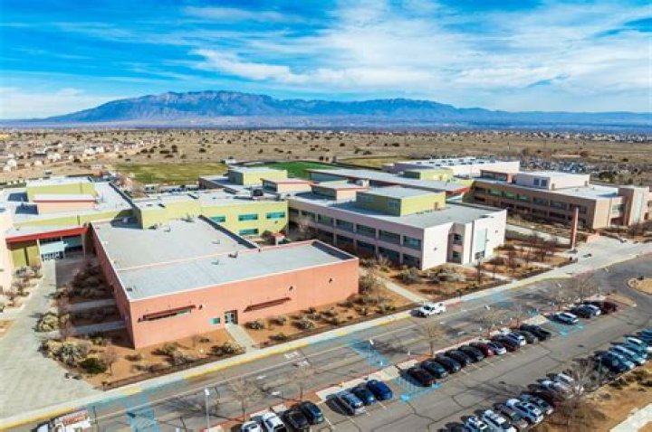 Is there an East High School in Albuquerque? – Celebrity