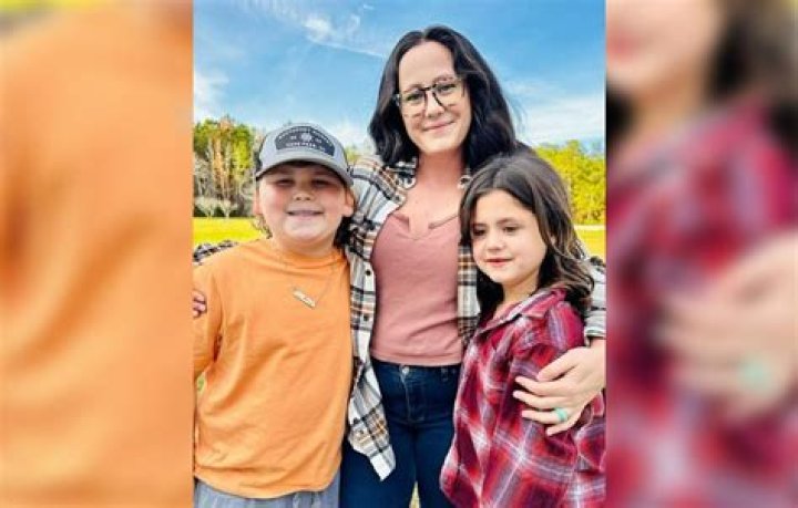 Jenelle Evans Biography - Facts, Childhood, Family Life & Achievements