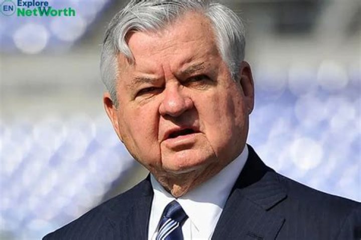 Jerry Richardson Net-Worth