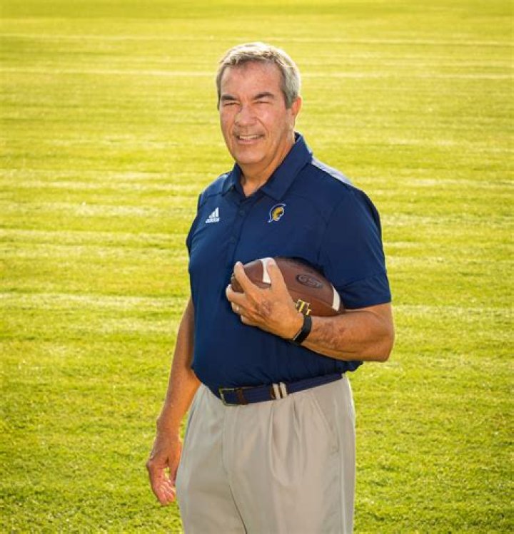 Matt Hawryliw Passes Away, Football Coach & Local Funnel Owner