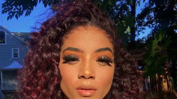 Patriots Cheerleader Tiana Aliyah Shares Swimsuit Photo In Dominican Republic