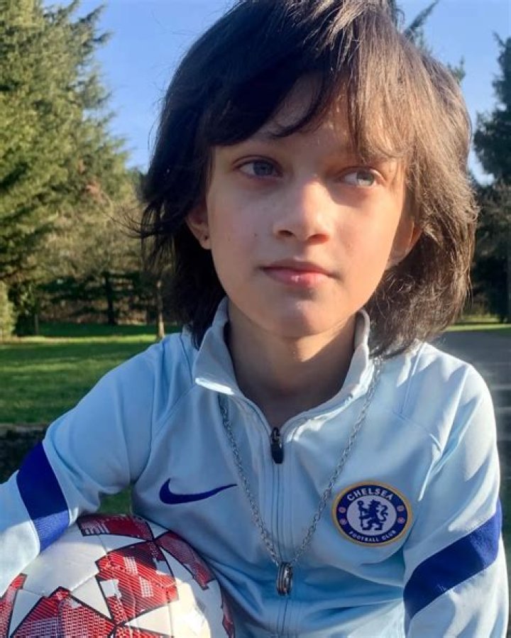 Peter DeSouza-Feighoney Wiki, Age, Parents, Height & School