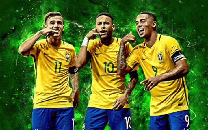 Philippe Coutinho Biography - Facts, Childhood, Family Life & Achievements