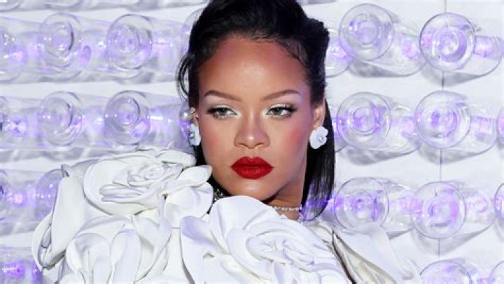 Rihanna Favorite Things Color Food Drink TV Show Designer Movie Biography Facts