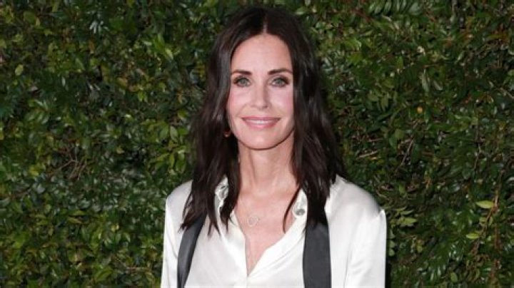 Slim Down Like Courteney Cox Doing These 5 Things — Celebwell