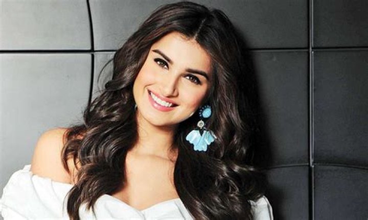 Tara Sutaria Net Worth