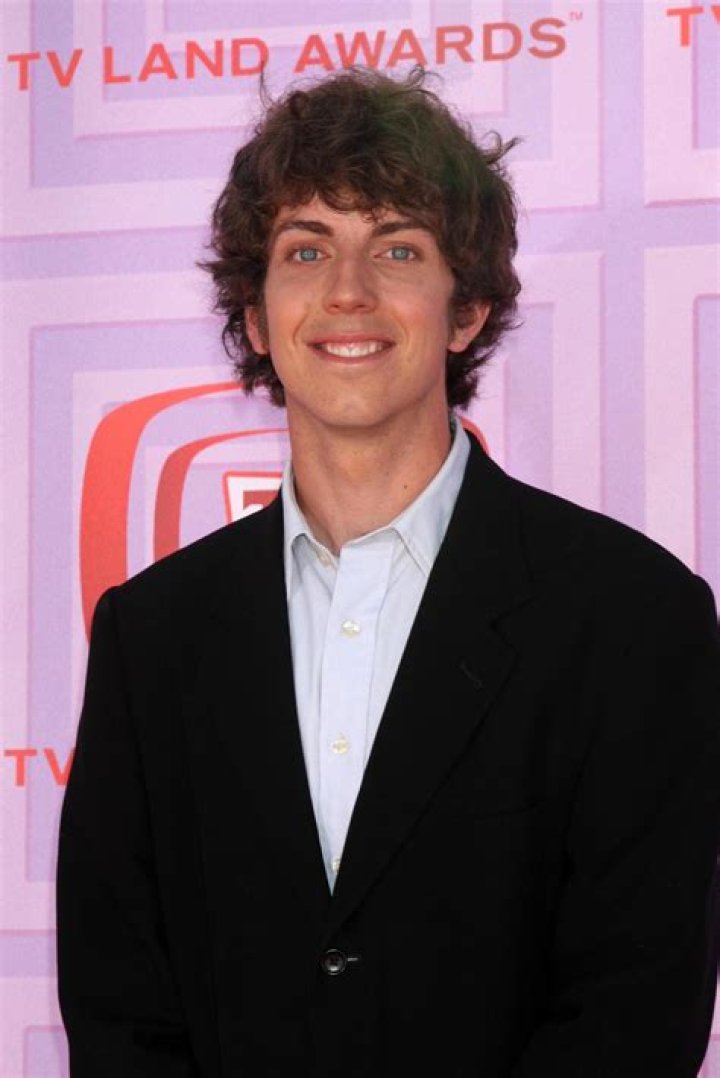 Taran Noah Smith Biography - Facts, Childhood, Family Life & Achievements